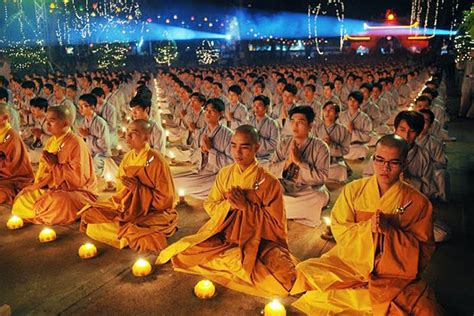 Buddhismens Framväxt i Vietnam under 7e Sekeln: En Sann Skatt av Kulturell Utveckling och Politisk Förändring